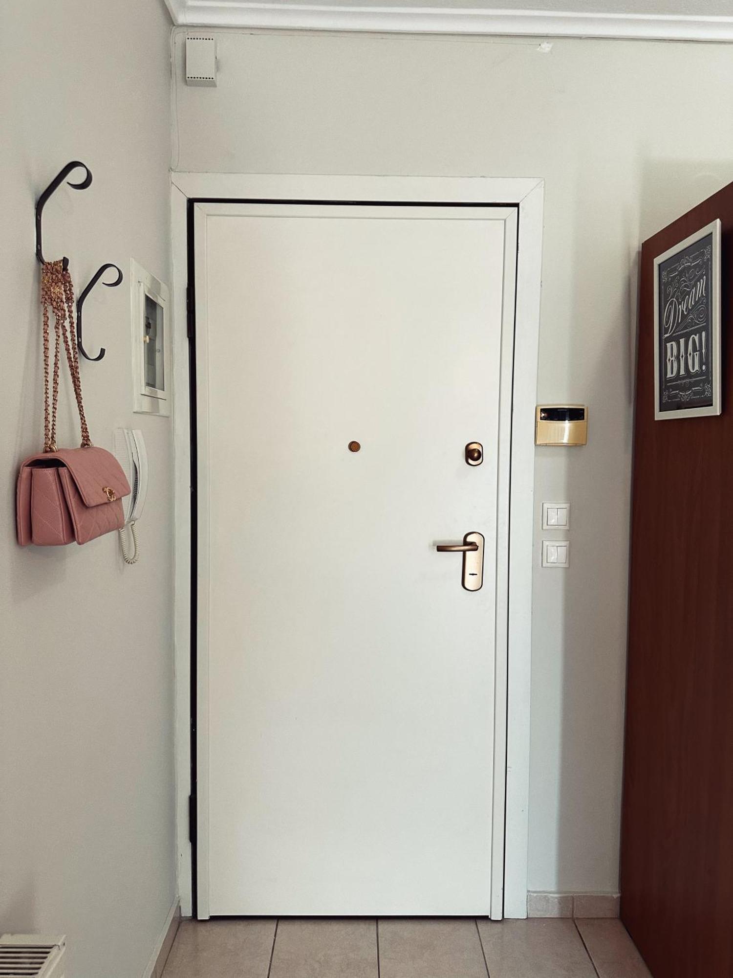 Homely Flat Near Airport Thessaloníki Ngoại thất bức ảnh